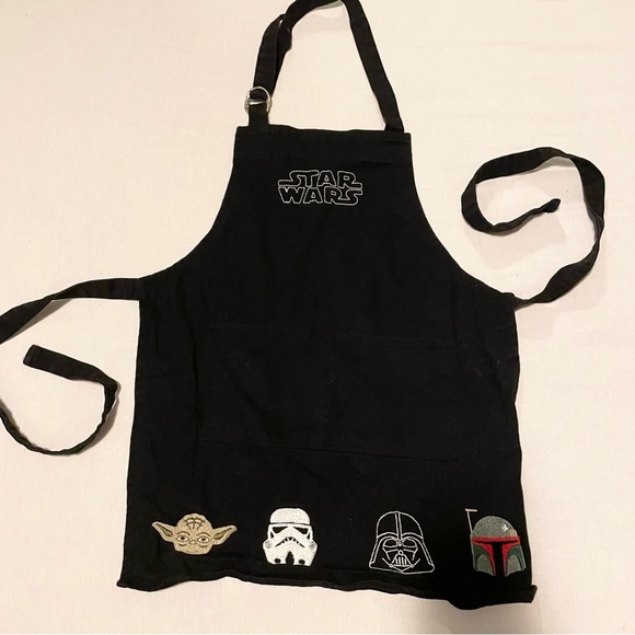 Williams Sonoma Star Wars Kids Apron Embroidered Yoda Darth Storm Boba - Picture 6 of 13